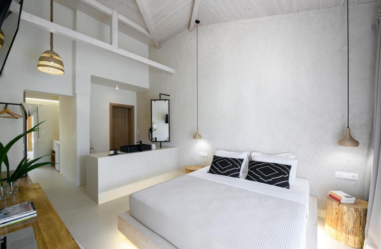 Karidi Beach Boutique Suites Vourvourou Exterior foto