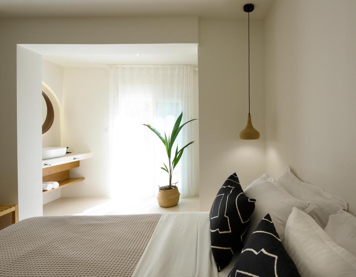 Karidi Beach Boutique Suites Vourvourou Exterior foto