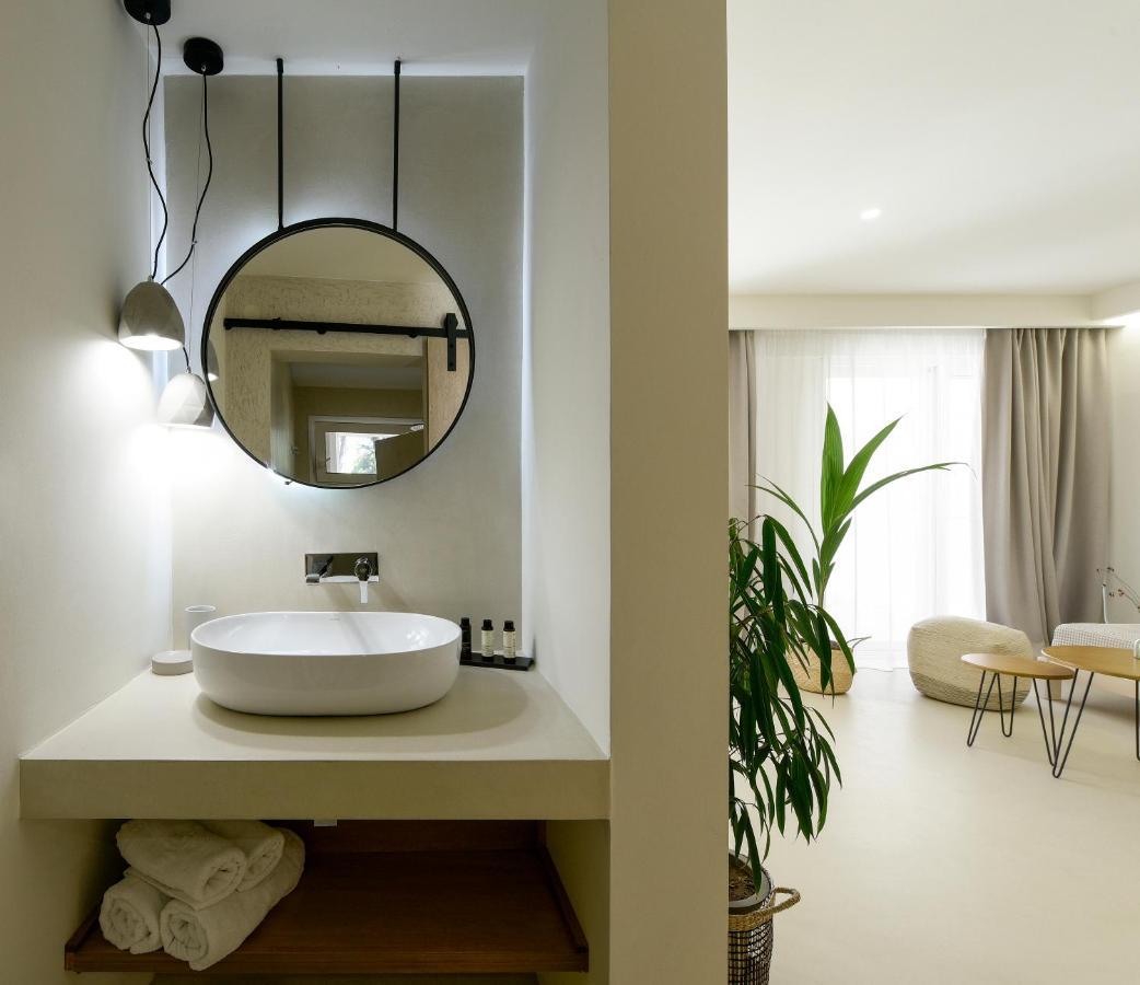 Karidi Beach Boutique Suites Vourvourou Exterior foto
